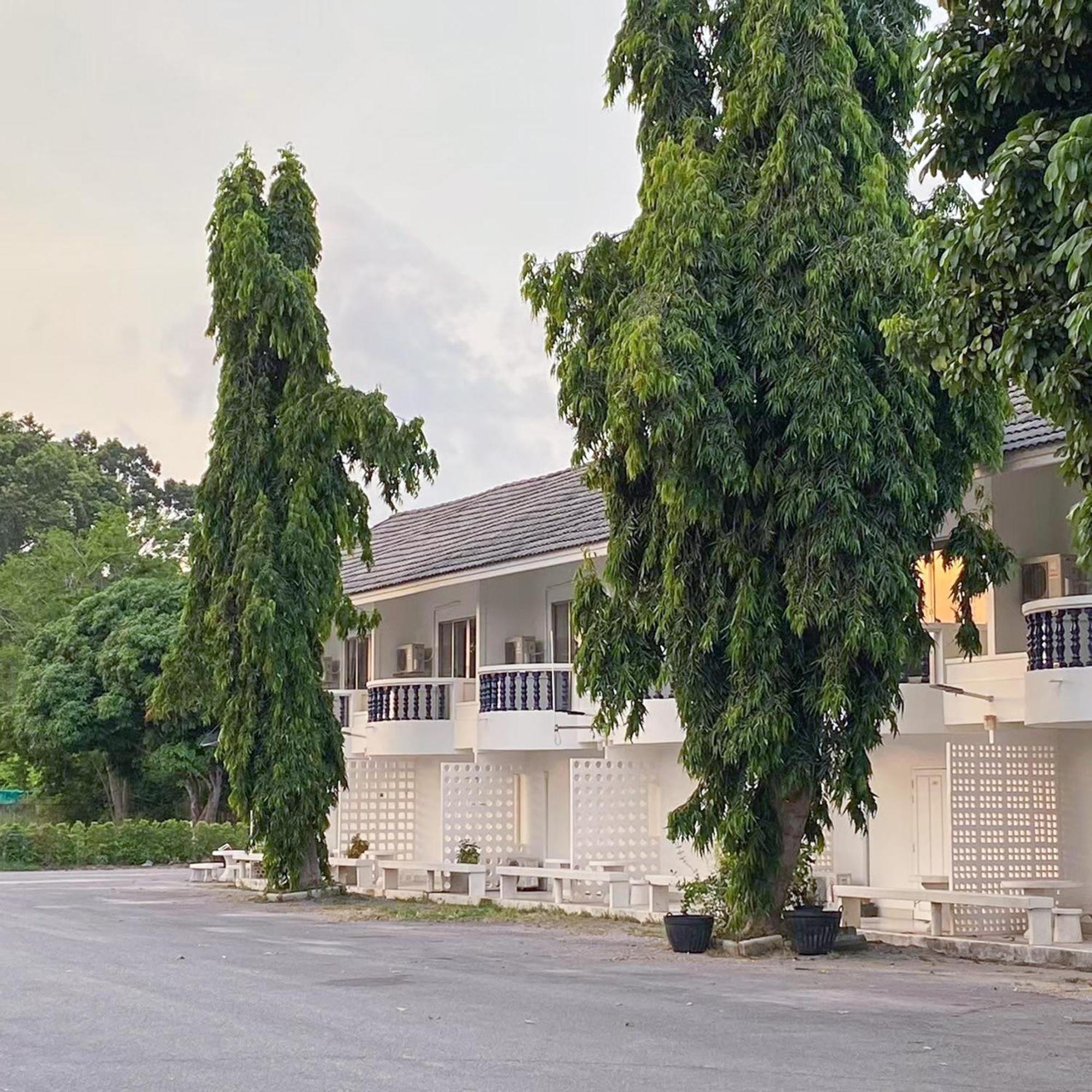 Bangsaphan Resort Bang Saphan Dış mekan fotoğraf